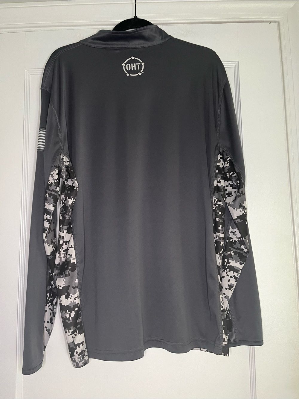 Men’s XL Penn State Grey Camp Quarter-Zip Performance Pullover - Picture 5 of 6